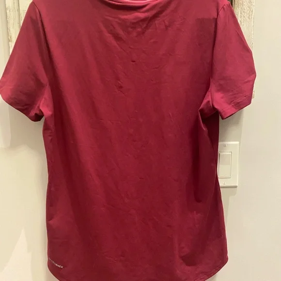 New Reebok Workout Top - Picture 2 of 5